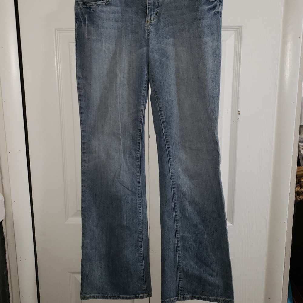 2/$25 ⭐⭐NWOT⭐⭐ Mossimo Bootcut Jeans